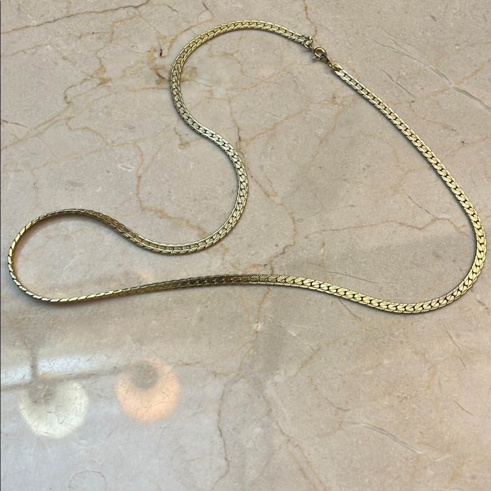 Gold Tone Necklace